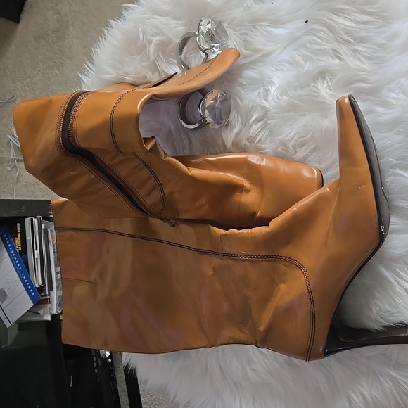 Size 9 Nine West Boat - Picture 3 of 8